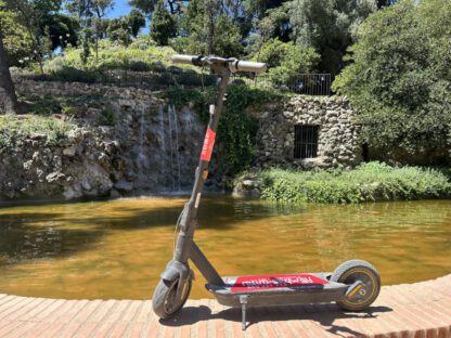 Electric scooter rental